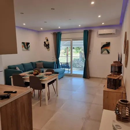 New Luxury Apartment *