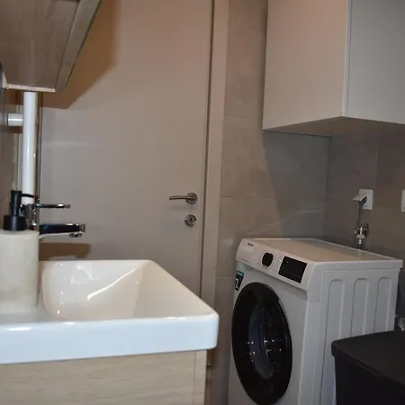 New Luxury * Nea Kallikrateia