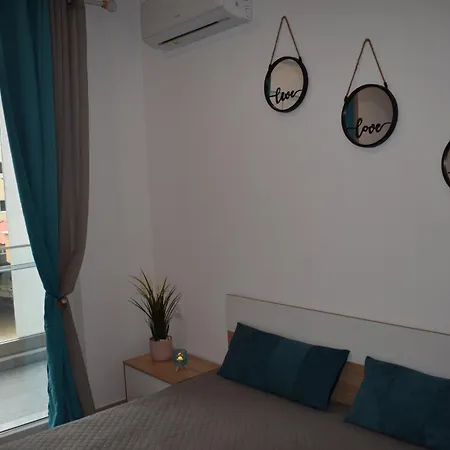 New Luxury Apartment *