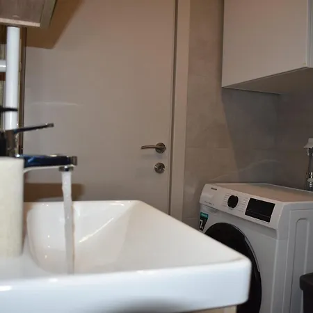 New Luxury Apartment