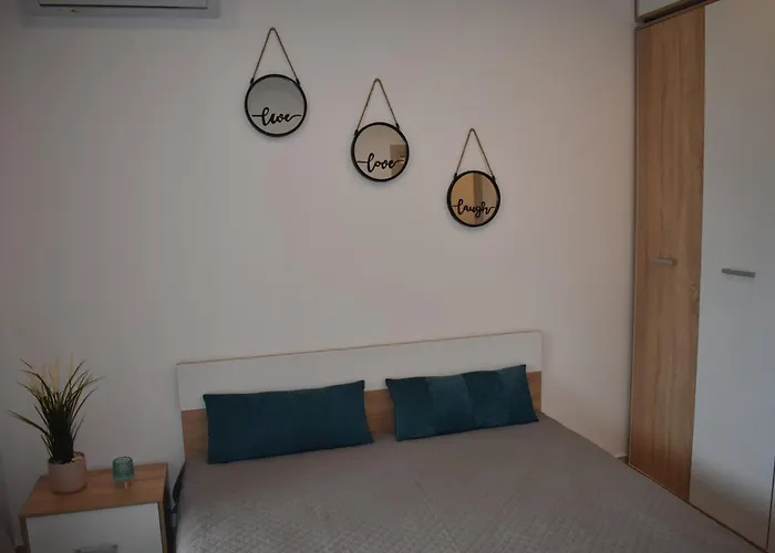 New Luxury דירה *